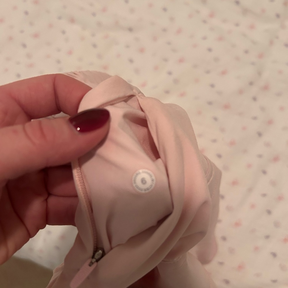 Lululemon Light Pink Women's Shorts - Picture 4 of 4